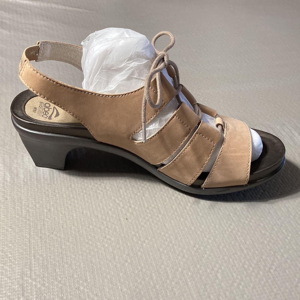 Abeo taupe sandals 8N